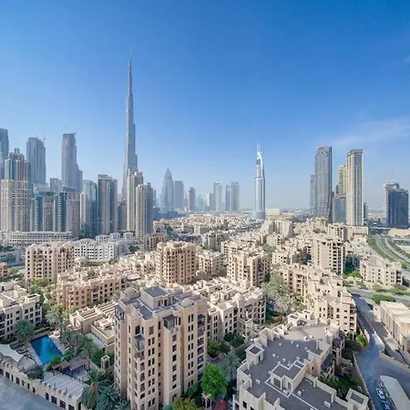 Апартаменты Burj Khalifa View - 2Br And Maid - Downtown Дубай Экстерьер фото