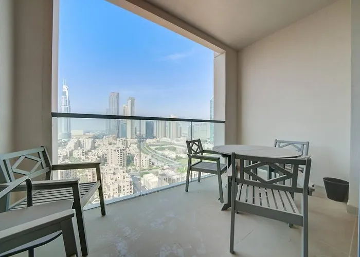 Burj Khalifa View - 2Br And Maid - Downtown