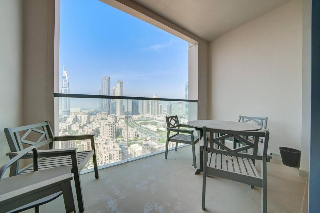 Апартаменты Burj Khalifa View - 2br And Maid - Downtown *