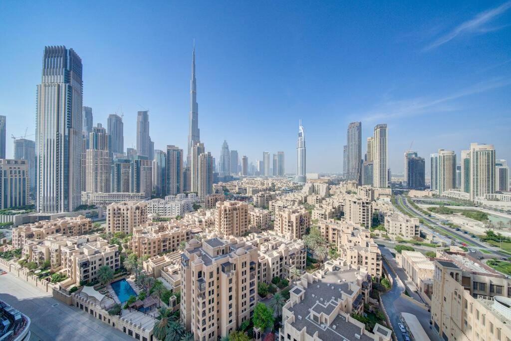 Апартаменты Burj Khalifa View - 2br And Maid - Downtown